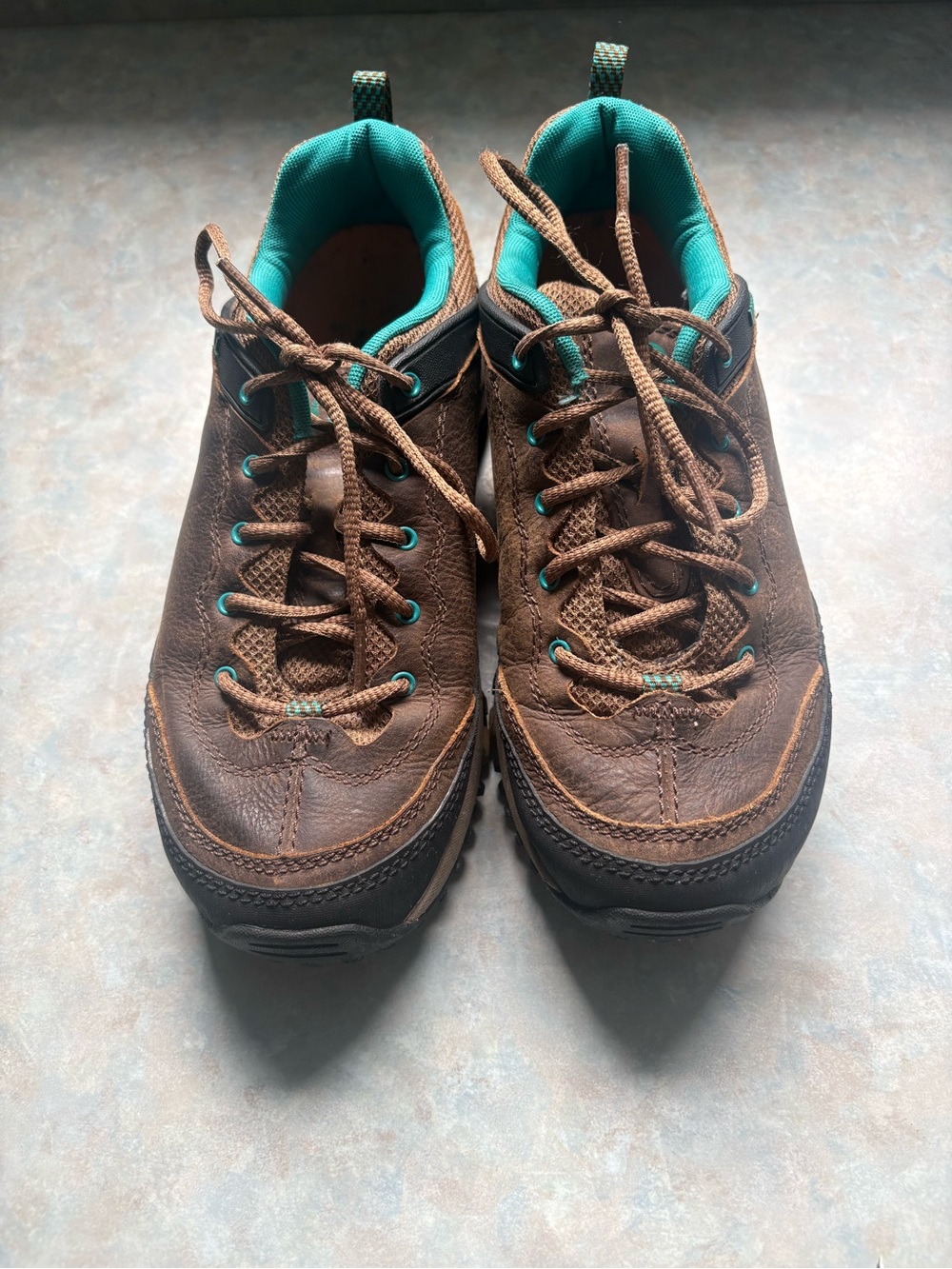 Women’s Merrell size 7.5, Brown Leather Hiking Shoes with Teal Mesh Tongue - Picture 2 of 10
